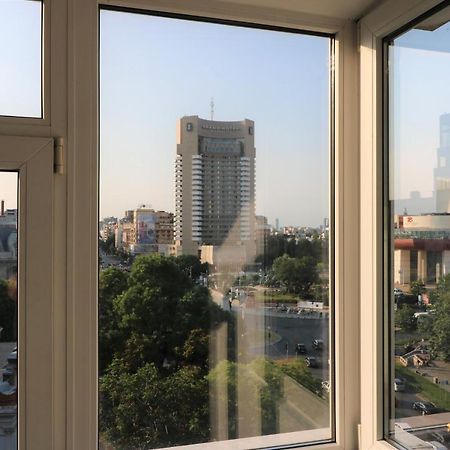 Serenity Heights Apartment: A Panoramic Haven Near Old Town - Free Minibar Bükreş Dış mekan fotoğraf