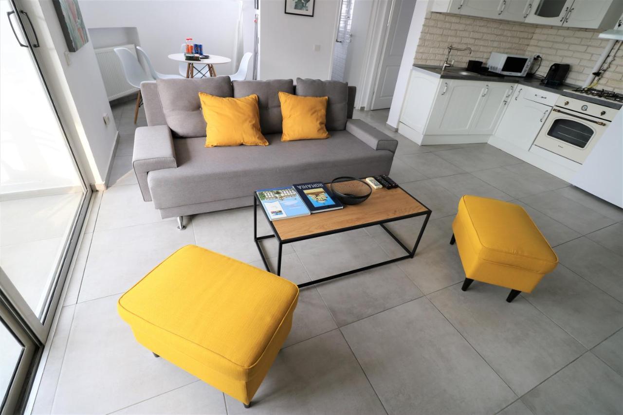 Serenity Heights Apartment: A Panoramic Haven Near Old Town - Free Minibar Bükreş Dış mekan fotoğraf