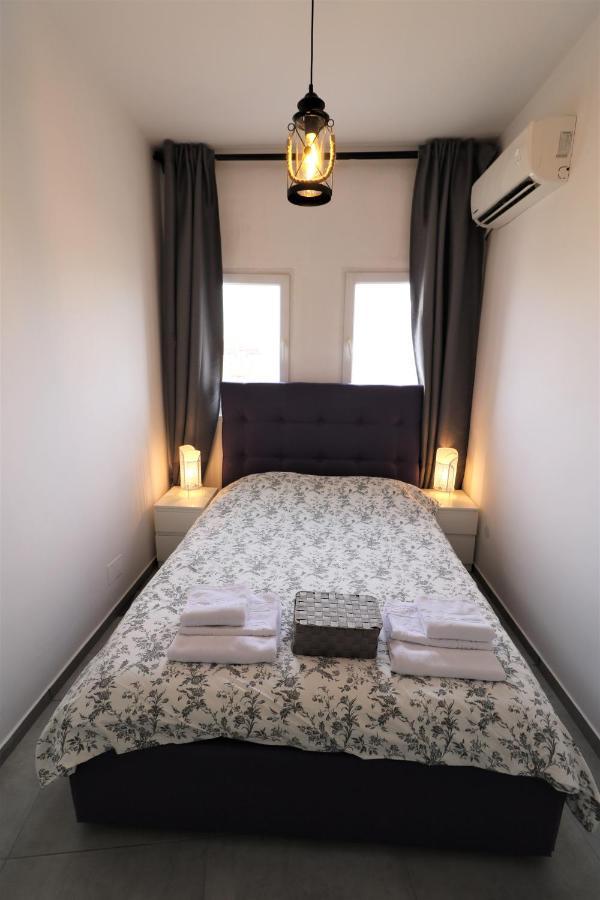 Serenity Heights Apartment: A Panoramic Haven Near Old Town - Free Minibar Bükreş Dış mekan fotoğraf