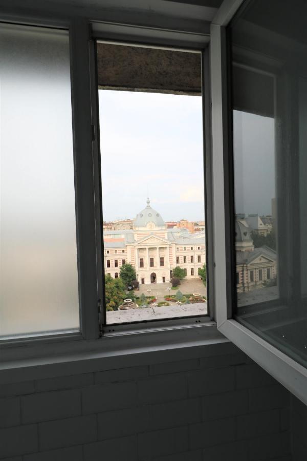 Serenity Heights Apartment: A Panoramic Haven Near Old Town - Free Minibar Bükreş Dış mekan fotoğraf