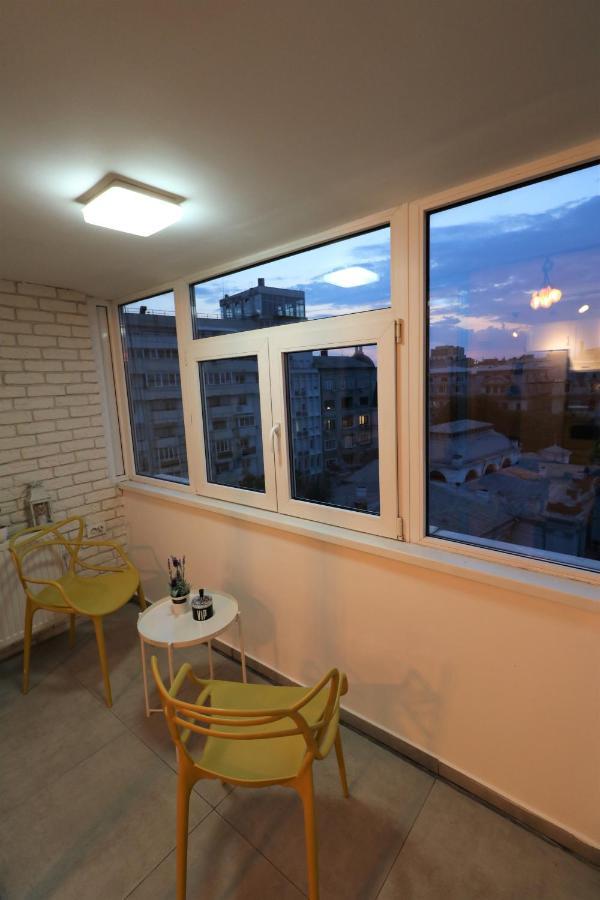 Serenity Heights Apartment: A Panoramic Haven Near Old Town - Free Minibar Bükreş Dış mekan fotoğraf