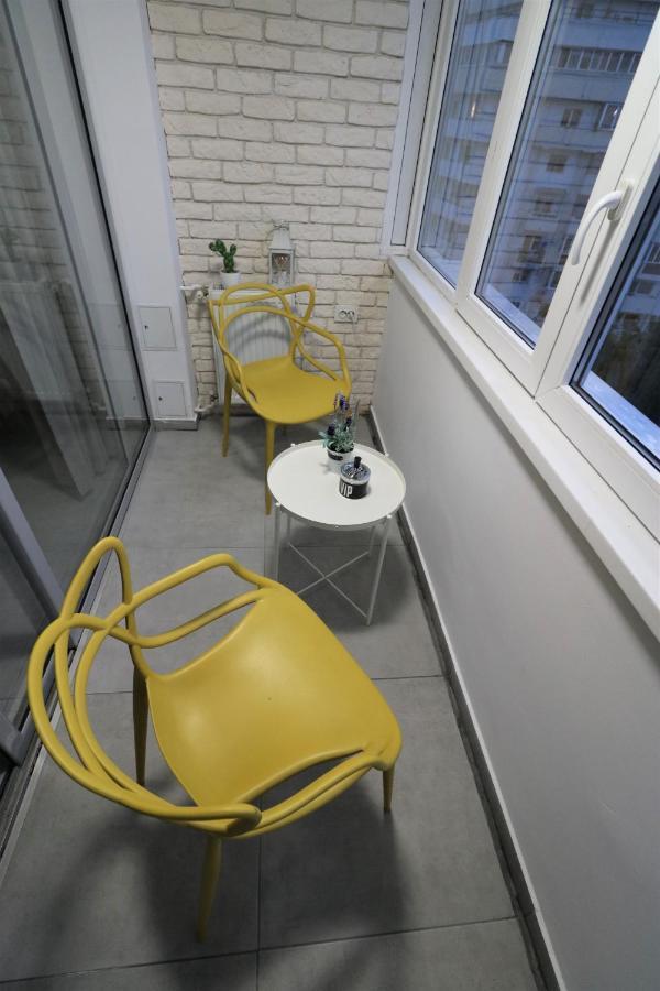 Serenity Heights Apartment: A Panoramic Haven Near Old Town - Free Minibar Bükreş Dış mekan fotoğraf